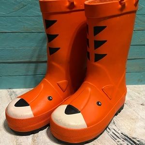 Tiger Rain Boots. Toddler size 5. Barely worn.